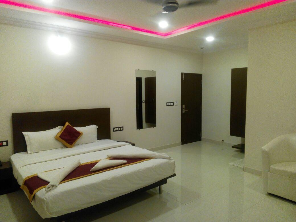 Hotel Grand Kubera Chikmagalur Exterior photo