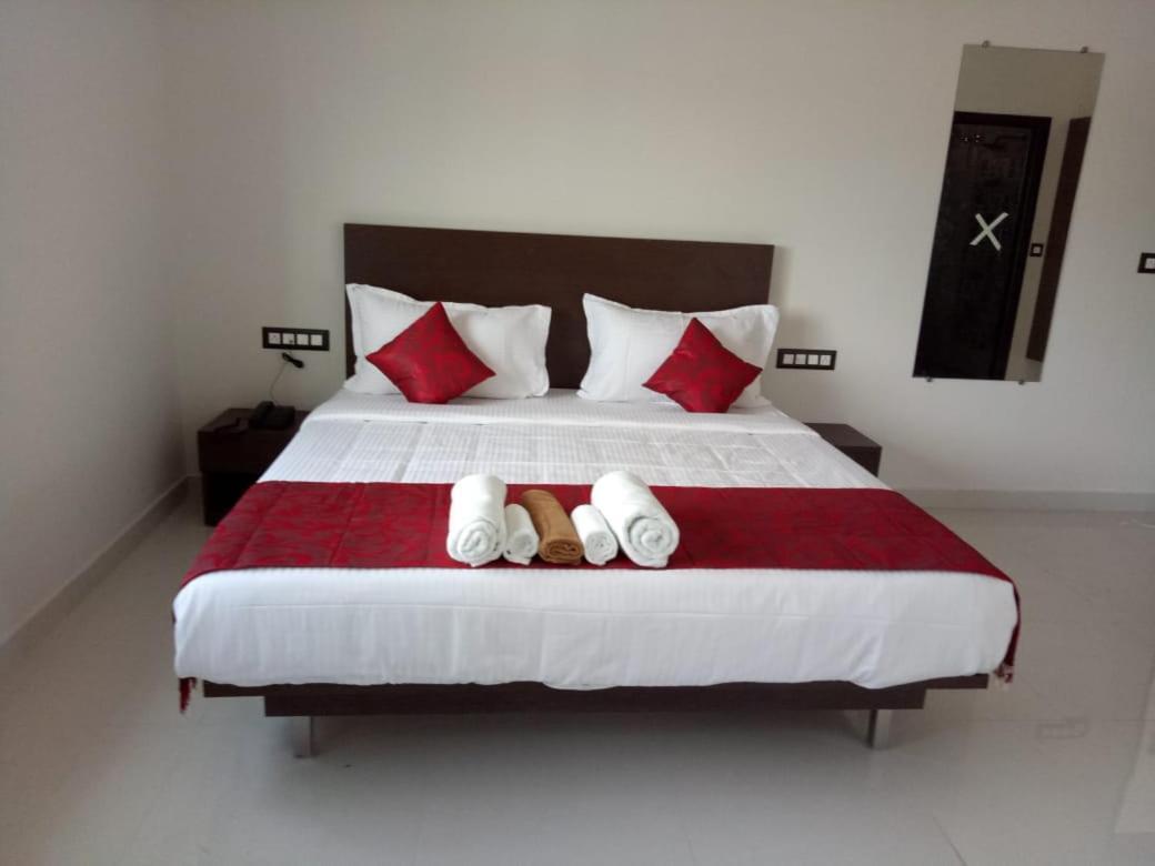 Hotel Grand Kubera Chikmagalur Exterior photo