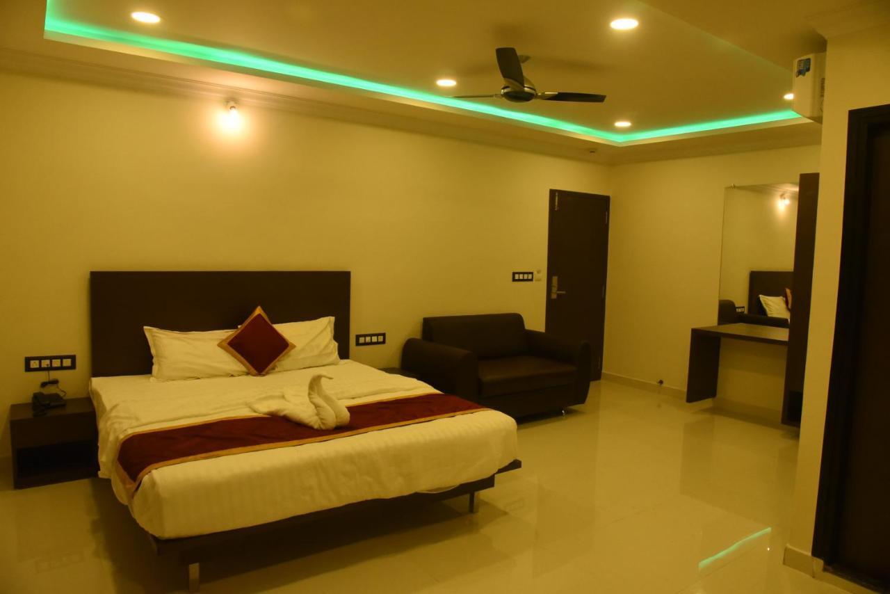 Hotel Grand Kubera Chikmagalur Exterior photo